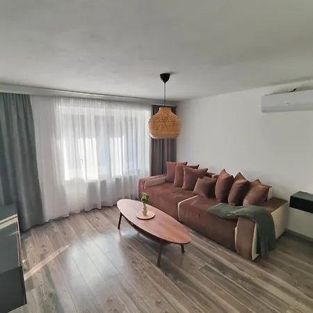 Stylovy V Najlepsej Lokalite Apartment Nitra